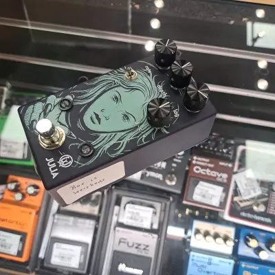 Walrus Audio - JULIA V2 2